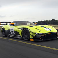 ¿El Aston Martin Vulcan no es lo suficientemente extremo para tí? Seguramente esta versión de AMR cambiará tu opinión