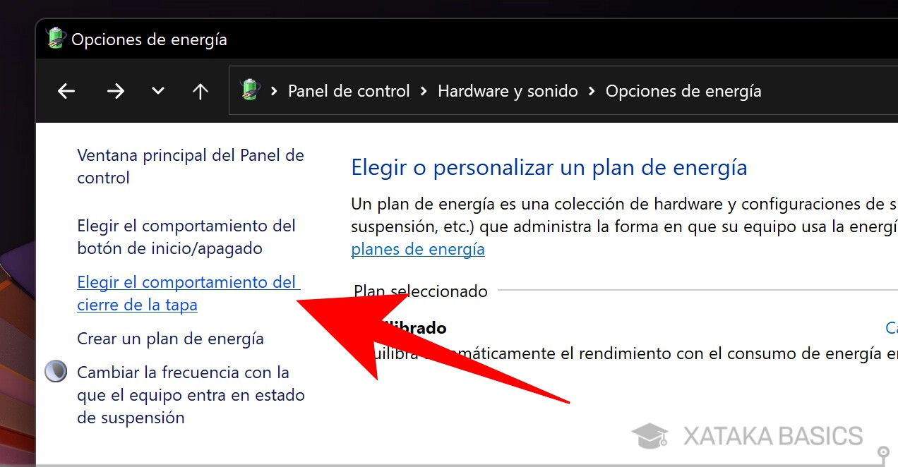 Cómo mantener tu portátil con Windows 11 encendido al conectarlo a un