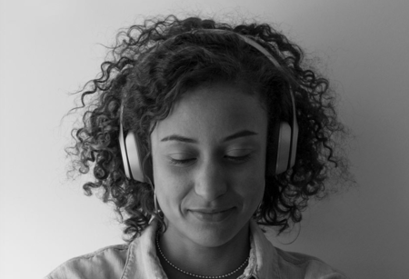 Esto es lo que Apple Music ofrece además de música, y así se plantea ante sus rivales