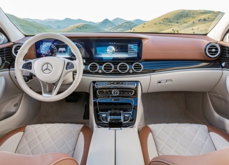 Mercedes Benz E Class 2017 1024x768 Wallpaper 33
