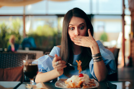 Los cinco alimentos que causan más intoxicaciones alimentarias