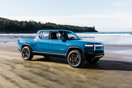 Rivian no ha vendido ni un coche eléctrico, pero ya es la start-up mejor financiada gracias a un inversor de Tesla