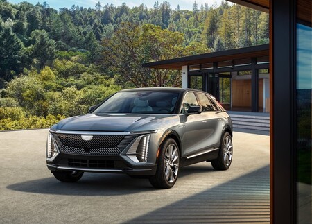 Cadillac Lyriq 2023 1600 02
