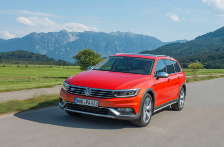 Se 'fuman' la versión de acceso del VW Passat Alltrack para España