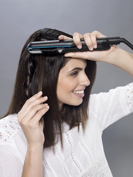 Oferta Flash en la plancha de pelo Rowenta Liss \u0026 Curl Ultimate Shine  SF6220E0: sólo hoy por 35,99 euros en Amazon