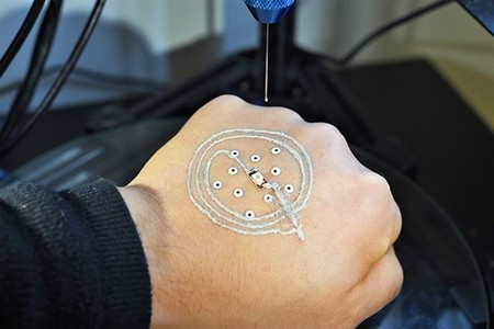Circuitos electrónicos ya se imprimen en 3D directamente sobre la piel