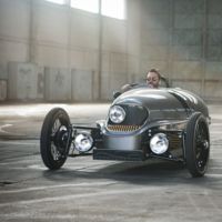 Morgan EV3: Tres ruedas, un motor eléctrico y muchas ganas de divertirse