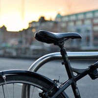 ¿Puedes ir en bici durante el estado de alarma? El vídeo del ertzaina que abronca a un ciclista siembra la duda sin motivo alguno