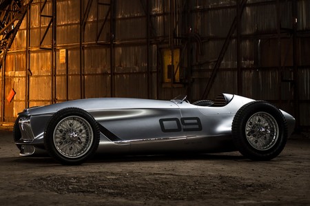 Infiniti Prototype 9 Concept, un tributo moderno a los autos de carreras de antaño