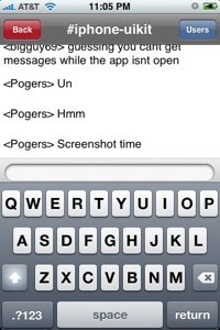 Primeros programas de mensajería instantánea e IRC nativos para el iPhone