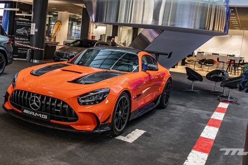 Primer contacto con el Mercedes-AMG GT Black Series: sí, se siente un coche de carreras que asusta incluso en parado