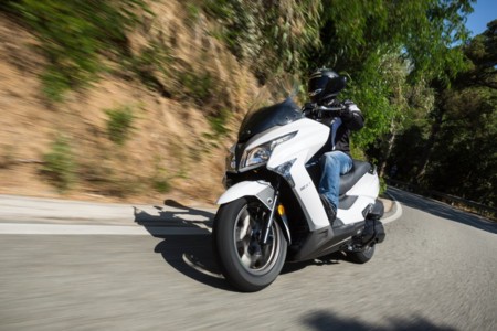 Kymco lanza Works, un aceite con denominación de origen Repsol para cuidar sus motores