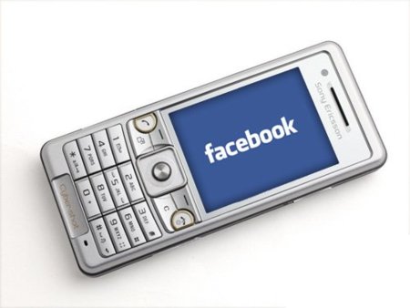 Sony Ericsson y Facebook, buenos compañeros de viaje