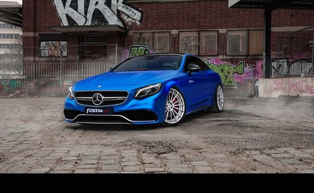 Fostla modifica el Mercedes-AMG S63 utilizando unos cuantos pliegos de vinil y algunos accesorios más