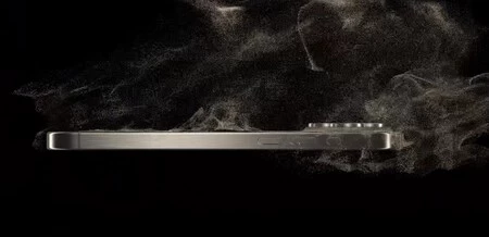 チタン iPhone 15 Pro