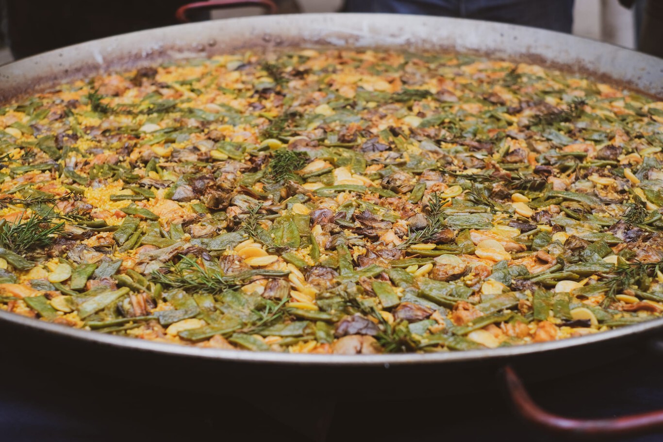 Los ingredientes imprescindibles de la "auténtica" paella valenciana