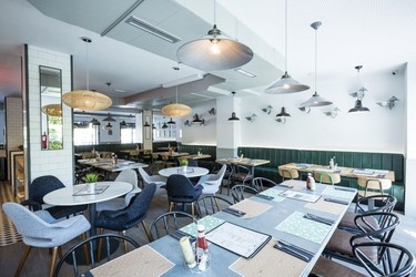 BUNS apuesta en Madrid por la hamburguesa sencilla con acompañamientos diversos