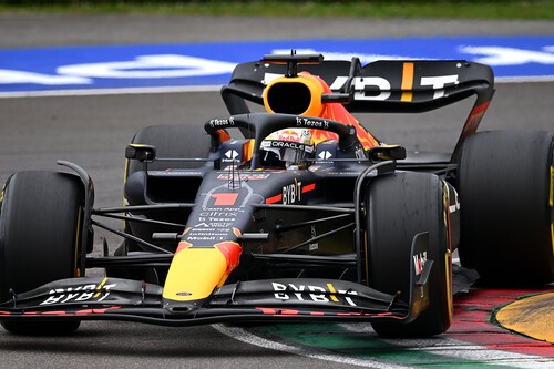 Max Verstappen arrasa en Imola y aprovecha la debacle de Ferrari para revivir el mundial de Fórmula 1
