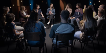 Superar nuestros prejuicios para construir una sociedad mejor: el vídeo protagonizado por adolescentes que nos hace reflexionar