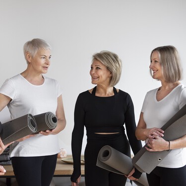 Los instructores de pilates se ponen de acuerdo: el movimiento que más recomiendan para ganar fuerza y masa muscular a partir de los 60
