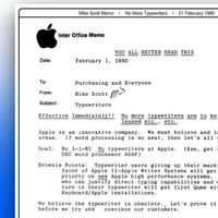 Los empleados de Apple no querían usar sus ordenadores, preferían máquinas de escribir. Hasta que se las prohibieron con esta orden interna