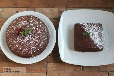 Esponjosos bizcochos caseros de chocolate. Receta para la merienda