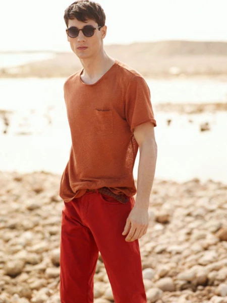 ¿Colores teja en verano? Mango Man nos dice que sí en su lookbook de mayo