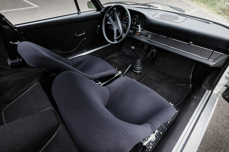 Porsche 911 Carrera RS 2.7