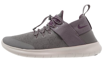 50% de descuento en las zapatillas deportivas Nike Free Run CMTR 2017 Premium: ahora cuestan 54,95 euros en Zalando