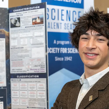 Um estudante de 18 anos usou inteligência artificial para analisar dados da NASA — e acabou descobrindo mais de 1,5 milhão de objetos cósmicos desconhecidos 