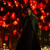 Solo Henry Cavill podría hacer que confiara en 'Los Inmortales' otra vez. En sus primeras imágenes ya se nota la mano del director de 'John Wick', y no puedo estar más a bordo 