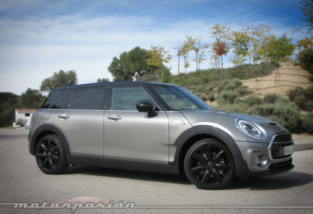 MINI Clubman Contacto 13