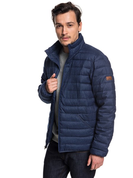 En eBay tenemos este plumífero de Quiksilver por menos de 50 euros y envío gratis