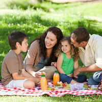 Cinco consejos para evitar intoxicaciones alimentarias en verano y disfrutar de un picnic seguro