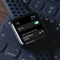 El Apple Watch y el iPhone ya no comparten redes Wi-Fi. Esto es lo qua ha cambiado en iOS 26.2 y watchOS 26.2