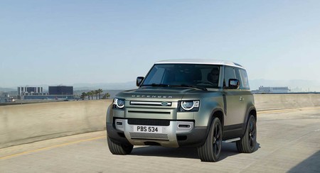 Land Rover Defender 2020