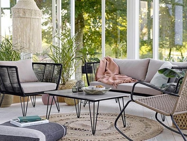 Bloomingvillelivinggancompanycomrect
