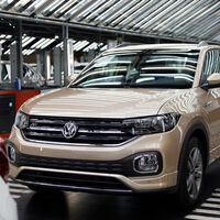 A partir de 2035 no podrán venderse coches de combustión: las fábricas españolas piden facilidades para asumir la prohibición de la UE