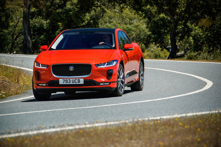Jaguar I-PACE curvas 