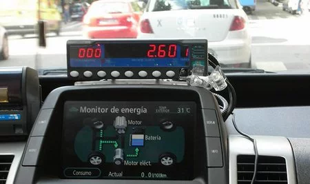 Ya no nos engañarán más los taxistas. ¡Ha llegado Taksee!