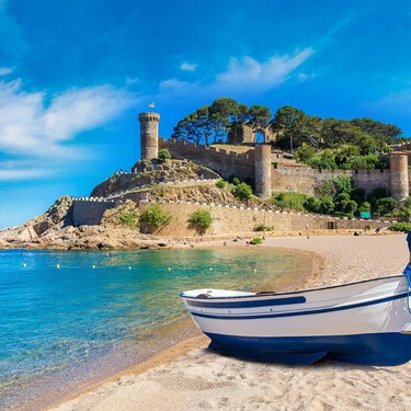 Viajar a Croacia sin salir de España: la villa medieval que cuelga sobre el Mediterráneo, donde el pescado y la vida lenta saben mejor
