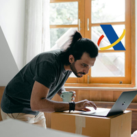 Hacienda tiene buenas noticias si teletrabajas: puedes deducirte los gastos por la luz, el agua, el gas o internet