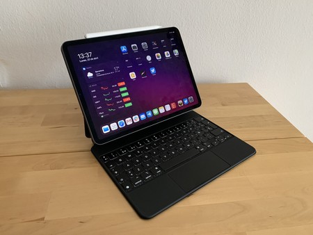 iPad Pro y Magic Keyboard: así se compara su peso y pantalla con otros iPad y Mac