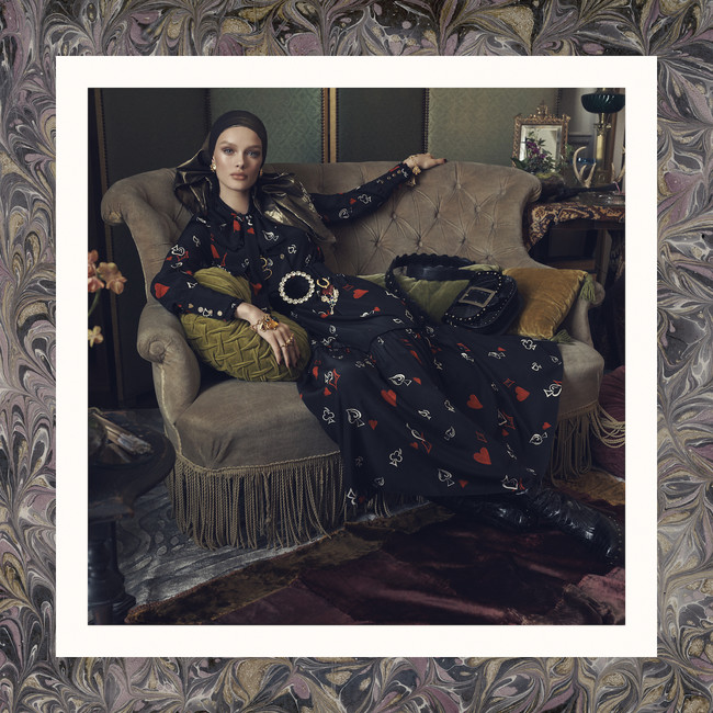 18017 0020 102 08 Composed Qc R300