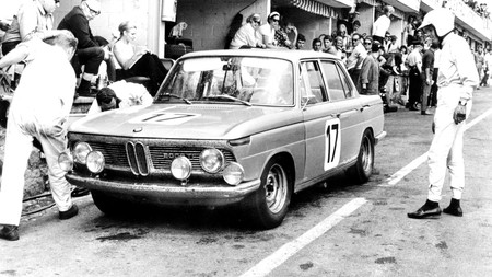 BMW 2000 Ti, cuando hacer menos de 10 minutos en Nürburgring era un hito