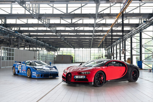 El abuelo del Bugatti Chiron se llamó Bugatti EB110: esta es su historia y así se comparan sus cifras