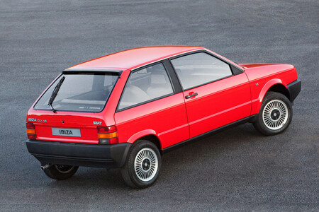 SEAT IBIZA I 3