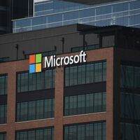 Microsoft adota nova estratégia para amortizar sua IA: demitir vendedores para contratar outros com experiência em IA 