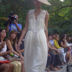 Foto 12 de 19 de la galería delpozo-y-debut-de-josep-font-la-fidelidad-de-la-alta-costura en Trendencias