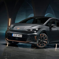 Ya está aquí el nuevo CUPRA Born: cambia más bien poco, pero lo hace en algo que pedían los clientes a gritos